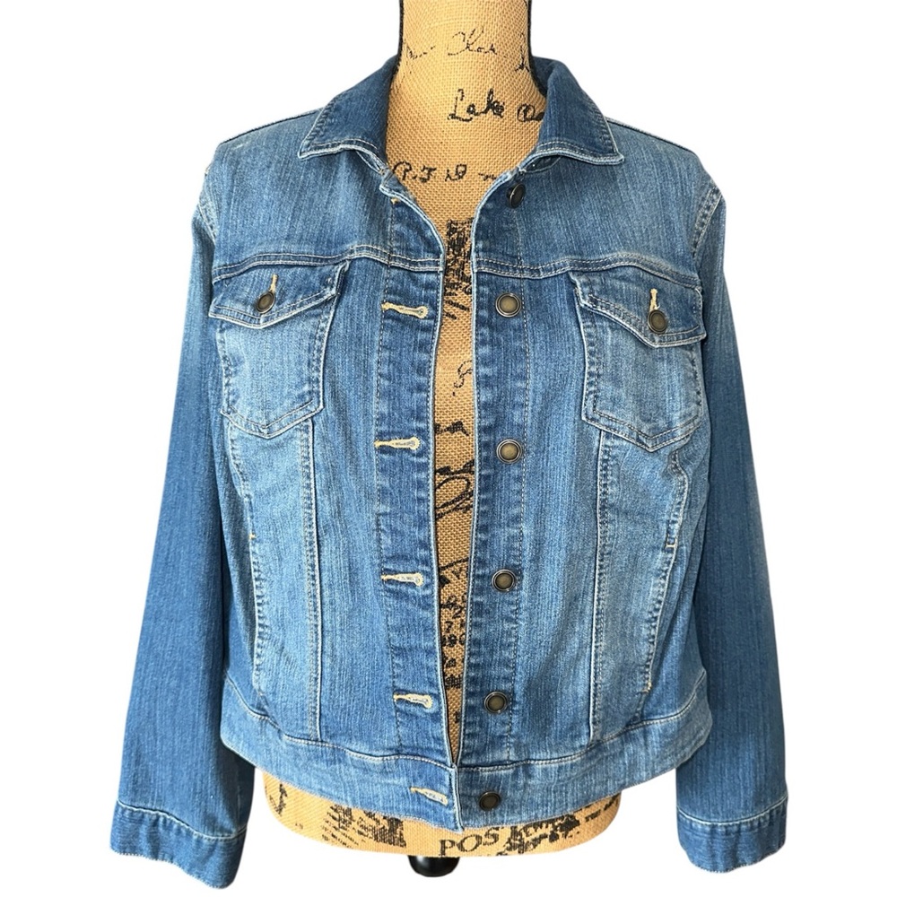 Faded Glory Women’s Button Front Medium/Dark Wash Blue Denim Jean Jacket Size 1X